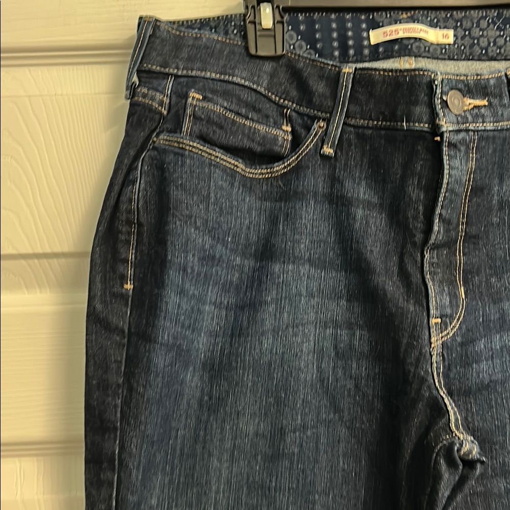Levi's Dark Blue Straight Jeans. New/never worn without tags - Picture 4 of 16